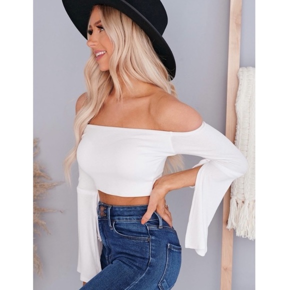 Off the shoulder white top - Picture 6 of 7